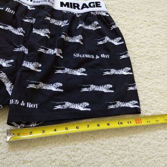 vintage 90s NWOT Siegfried and Roy at the Mirage tiger boxer shorts - Picture 5 of 8
